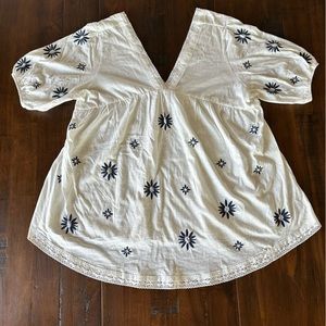 Floral Embroidered Lace Trim V neck Short Sleeve Blouse